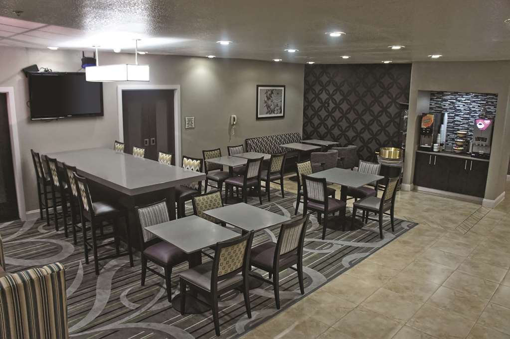 Hotel La Quinta By Wyndham Ada Facilidades foto