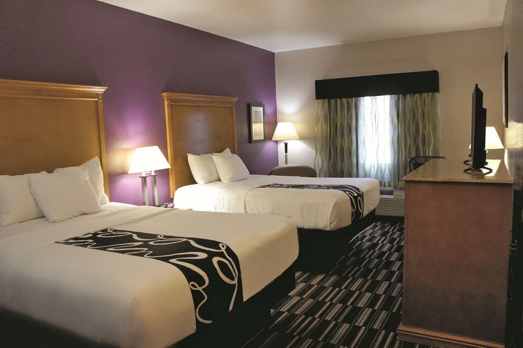 Hotel La Quinta By Wyndham Ada Habitación foto